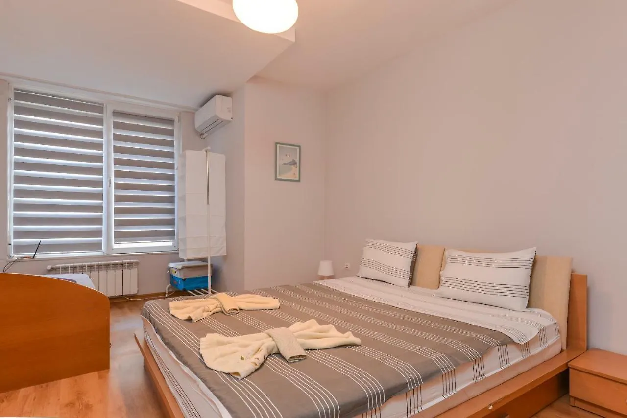 Vitosha View One Bedroom Apartment By Flat Mаnager Sofia 0*,